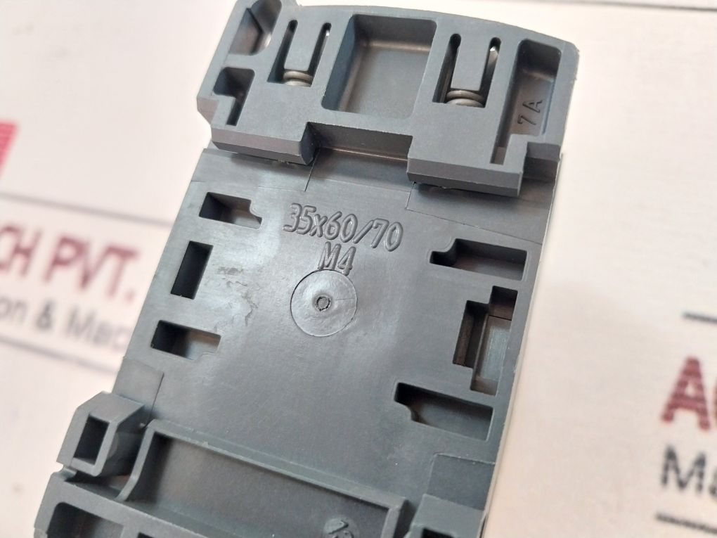 Telemecanique Lc1D09 Contactor 230V 50/60Hz 6Kv