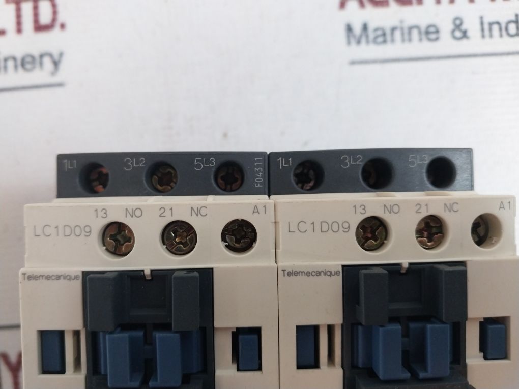 Telemecanique Lc1D09 P7 3-pole Reversing Contactor