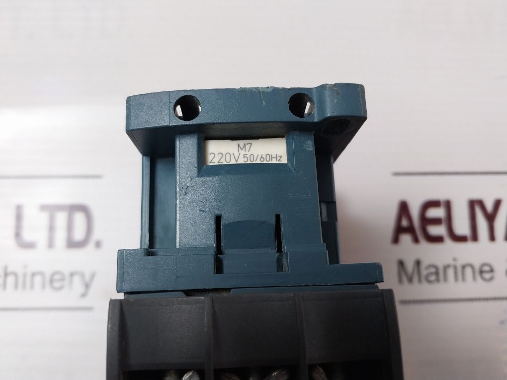 Telemecanique/Schneider Electric Lc1D25 Contactor 