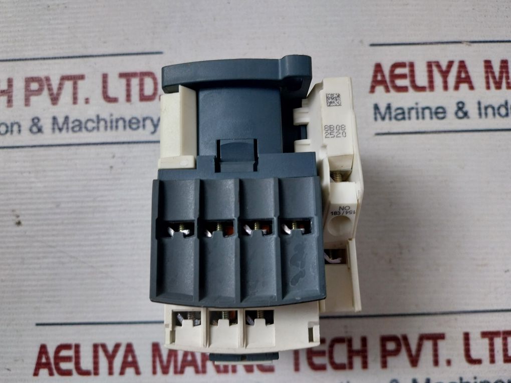 Telemecanique Lc1Dt25 Contactor With Lad8N20 Auxiliary Contact Block