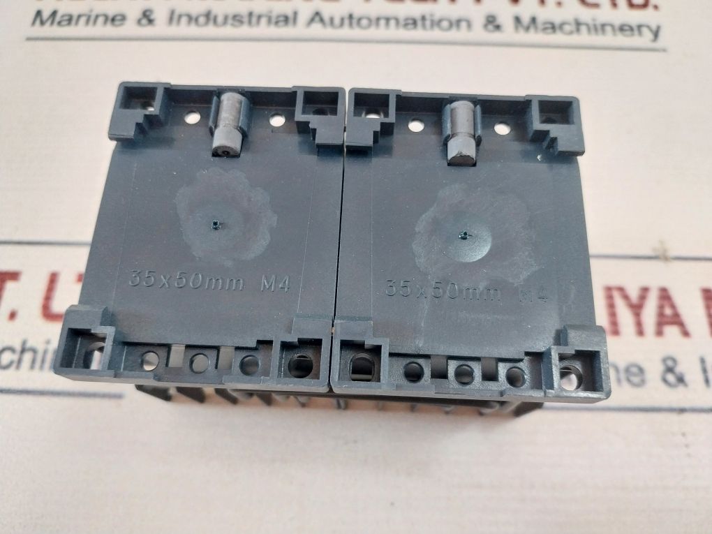 Telemecanique Lc2K06 01B7 3-pole Reversing Contactor