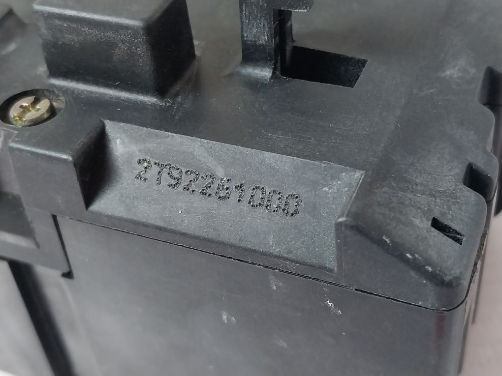 Telemecanique Lr2D33 Overload Relay 600V A.C Max