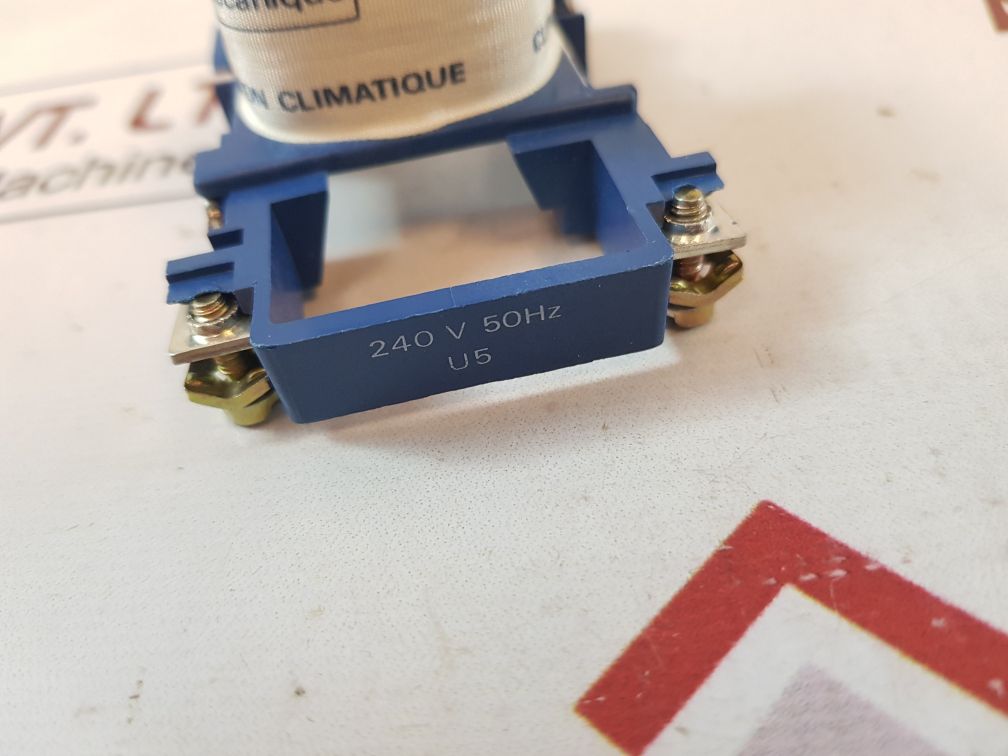 Telemecanique Lx1 D4. Contactor Coil 240 V 50Hz