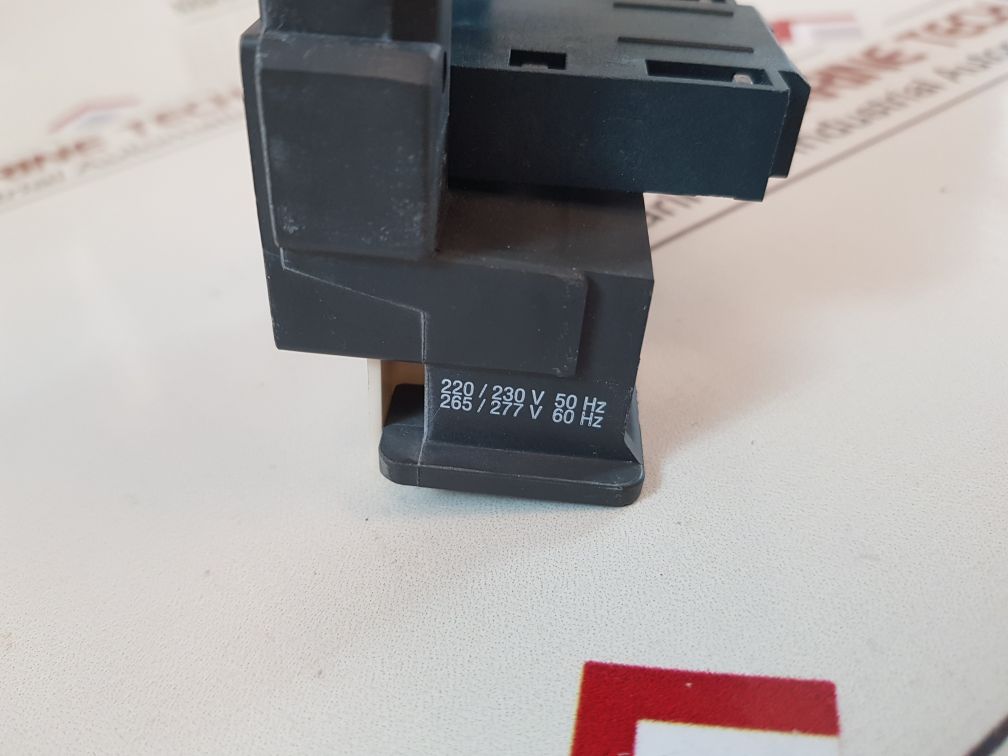 Telemecanique lx1 fg220 contactor coil