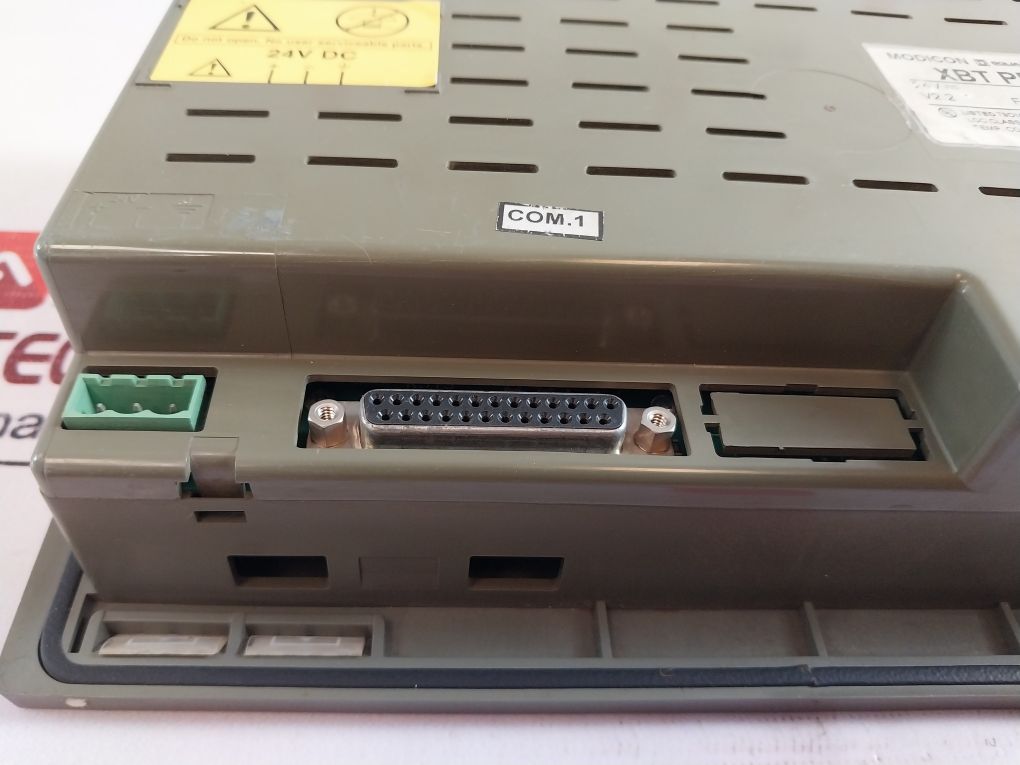 Telemecanique Magelis Modicon Xbt Pm027010 Operator Interface 24V