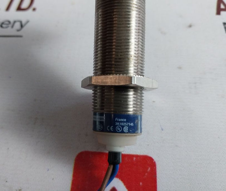 Telemecanique Xs618B1Nbl2 Proximity Switch Sensor With Na1123 Ha454875A/A/ Board