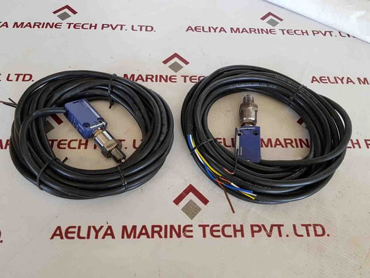 Telemecanique Osiswitch Zcmd21 Limit Switch
