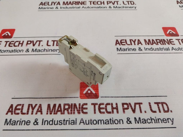 Telemecanique Re1-lc014 Electronic Timer Delay Relay 24-240V 50/60Hz