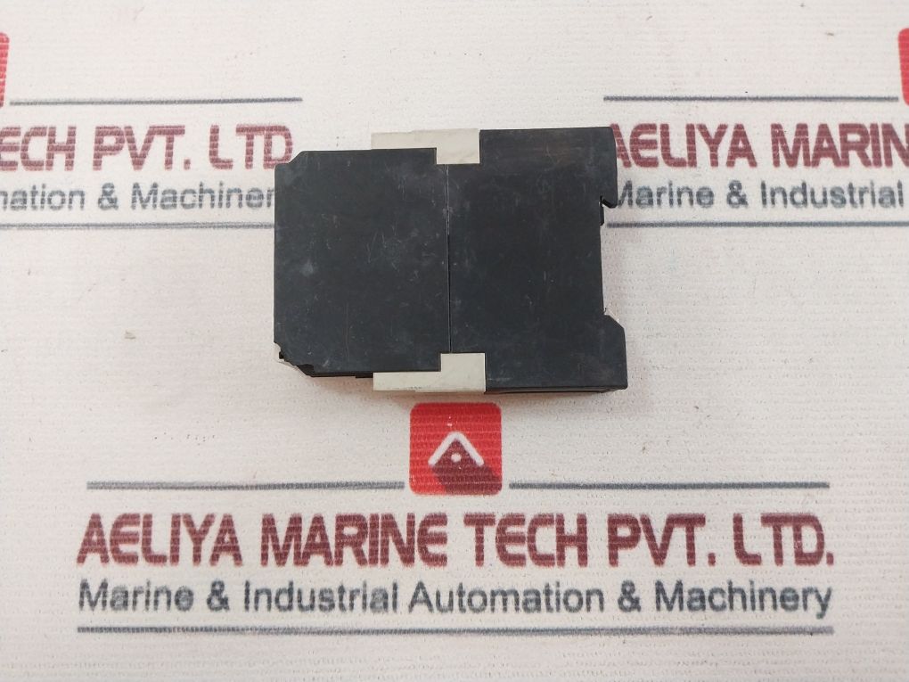 Telemecanique Re4 Rm11Bu Time Delay Relay 50/60 Hz