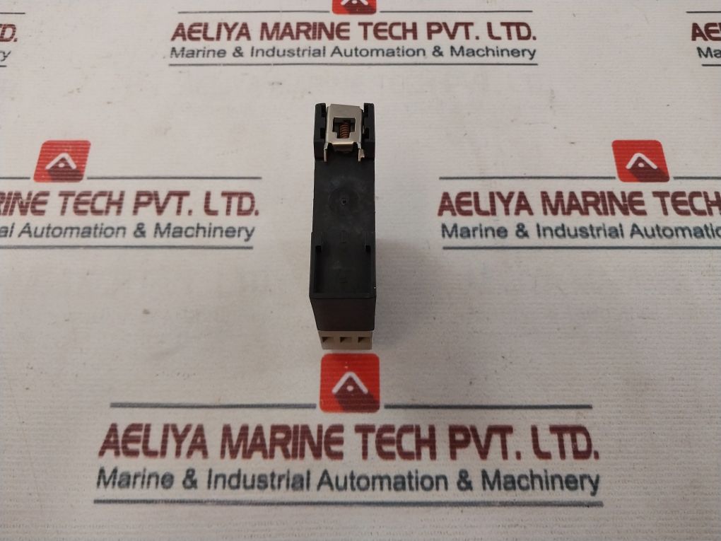 Telemecanique Re4 Tl11Bu Time Delay Relay 0,05S-300H 250V