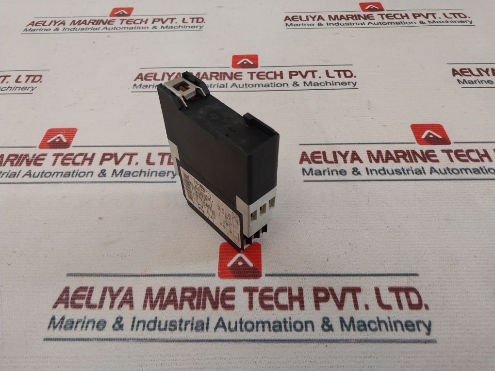 Telemecanique Re4 Tl11Bu Time Delay Relay 0,05S-300H 250V