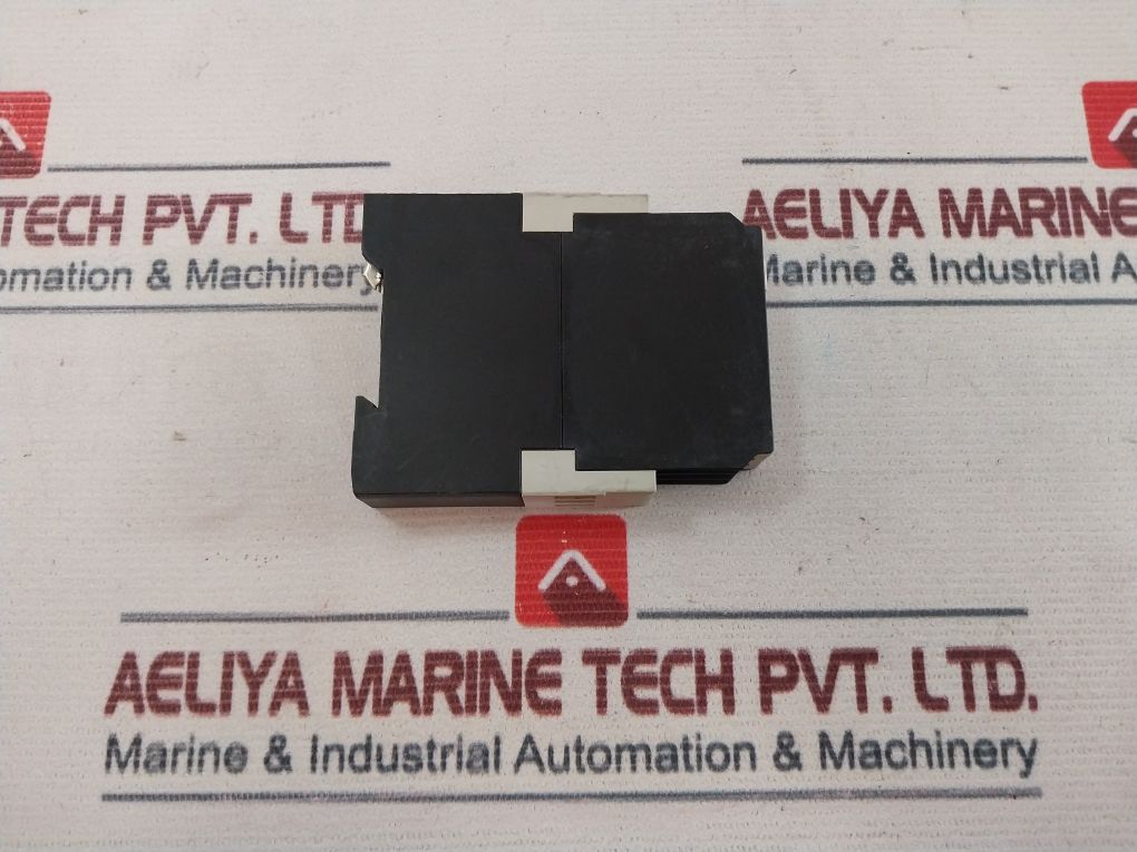 Telemecanique Re4 Tl11Bu Time Delay Relay 0,05S-300H 250V