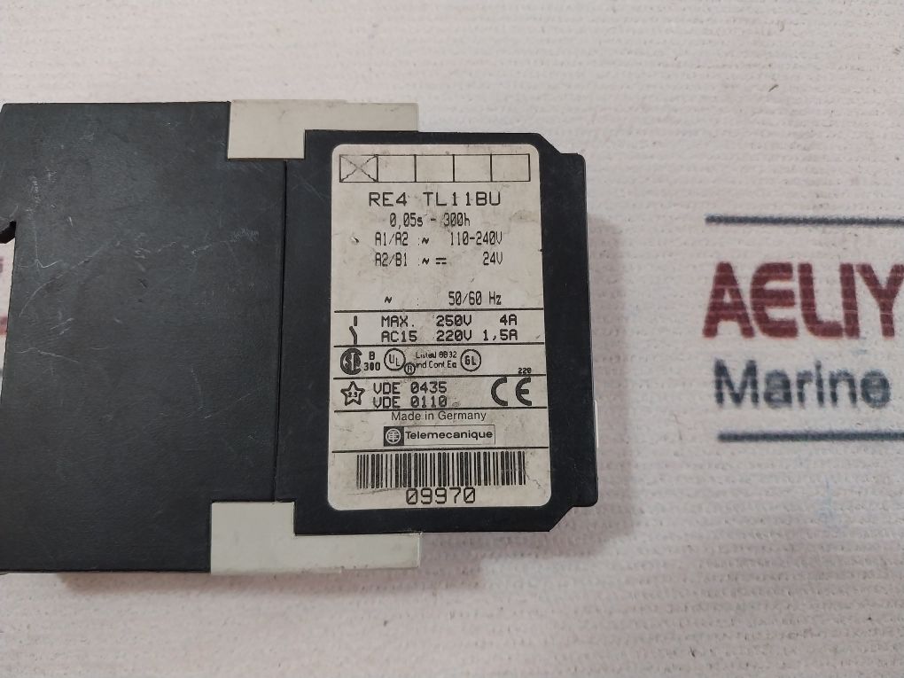 Telemecanique Re4 Tl11Bu Time Delay Relay 0,05S-300H 250V