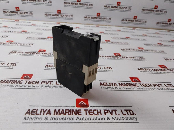 Telemecanique Re4 Tl11Bu Time Delay Relay 110-240V 4A