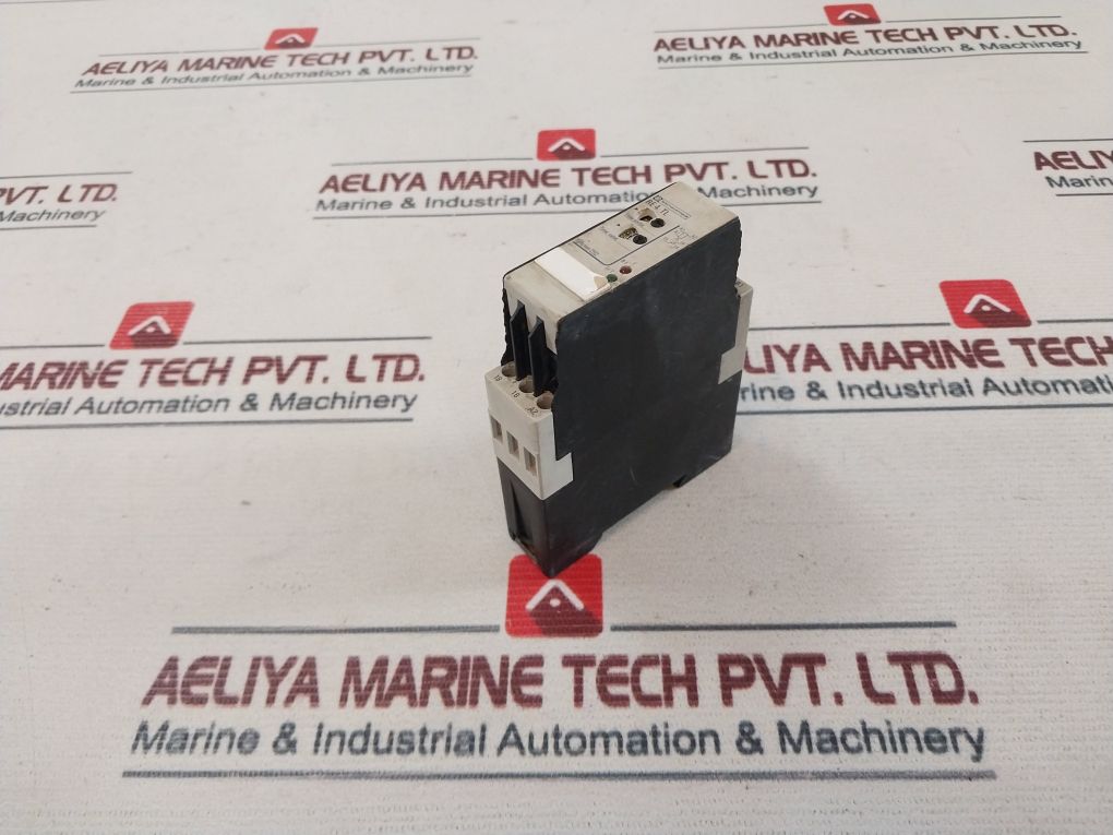 Telemecanique Re4 Tl11Bu Time Delay Relay 24V