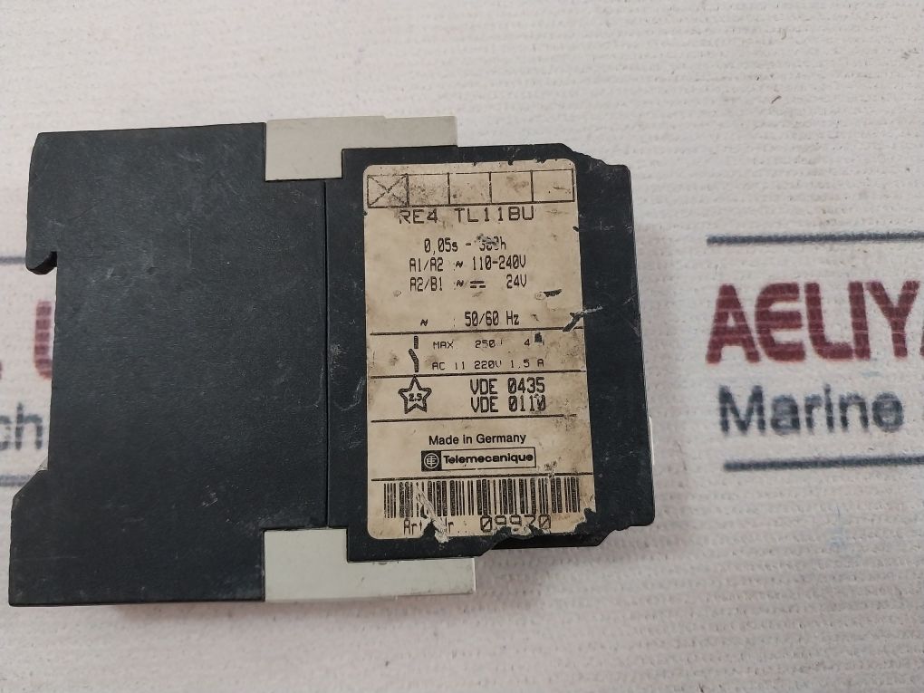 Telemecanique Re4 Tl11Bu Time Delay Relay 24V