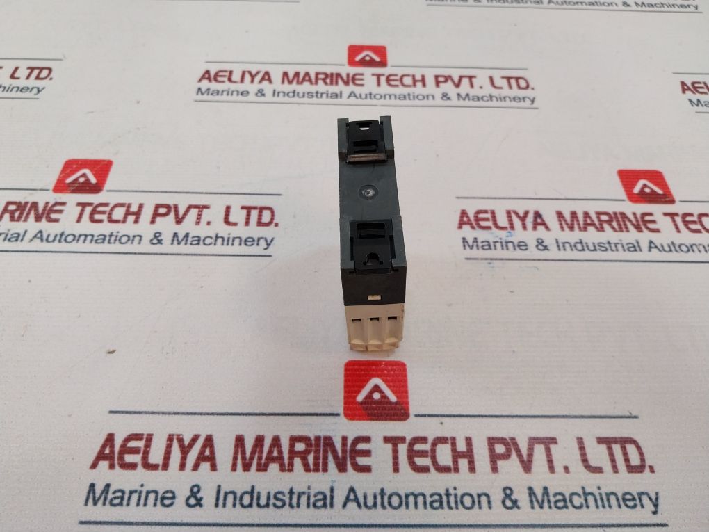 Telemecanique Re7My13Mw Timer Relay 0.05S-300H