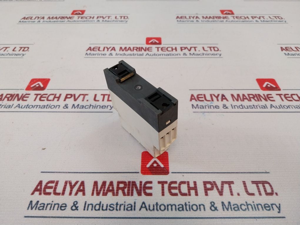 Telemecanique Re7My13Mw Timer Relay 0.05S-300H