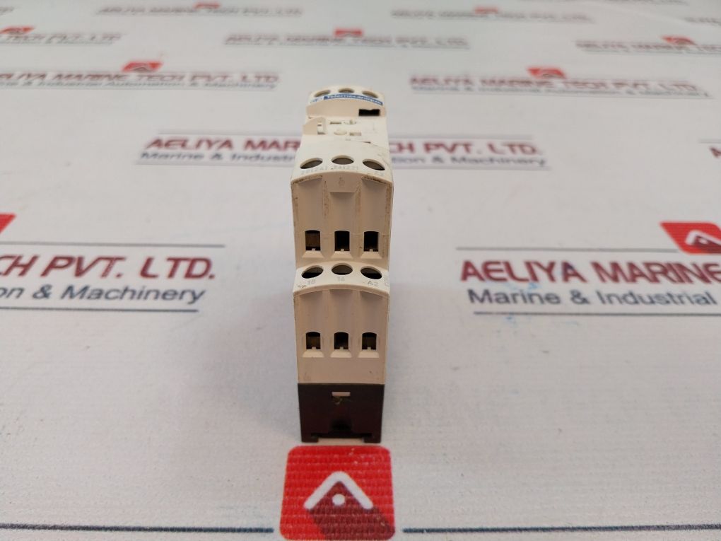 Telemecanique Re7My13Mw Timer Relay 0.05S-300H