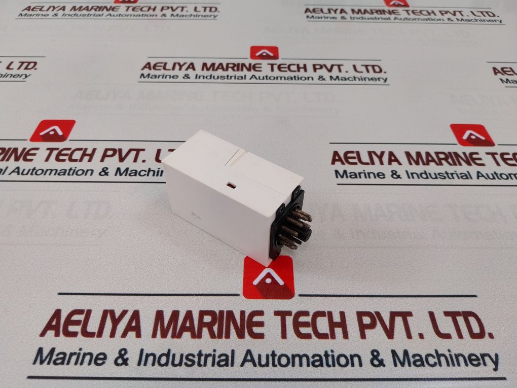 Telemecanique Re88867305 Multifunction Timing Relay
