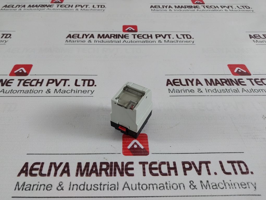Telemecanique Rhn-412-b Switching Relay