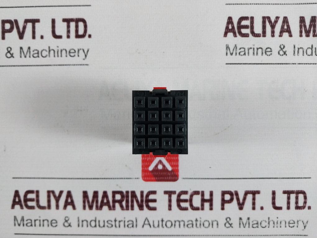 Telemecanique Rhn-412-b Switching Relay