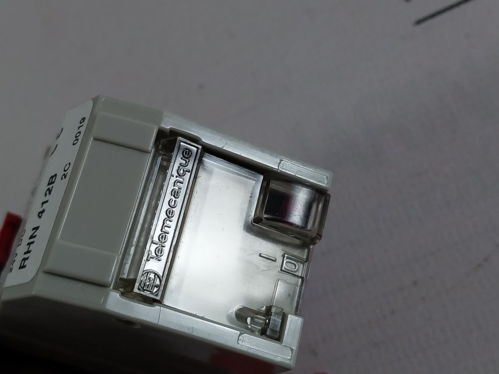 Telemecanique Rhn-412-b Switching Relay