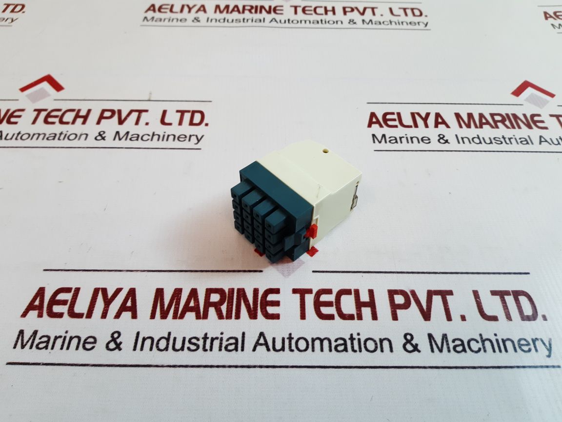 Telemecanique rhn412f relay rhn41