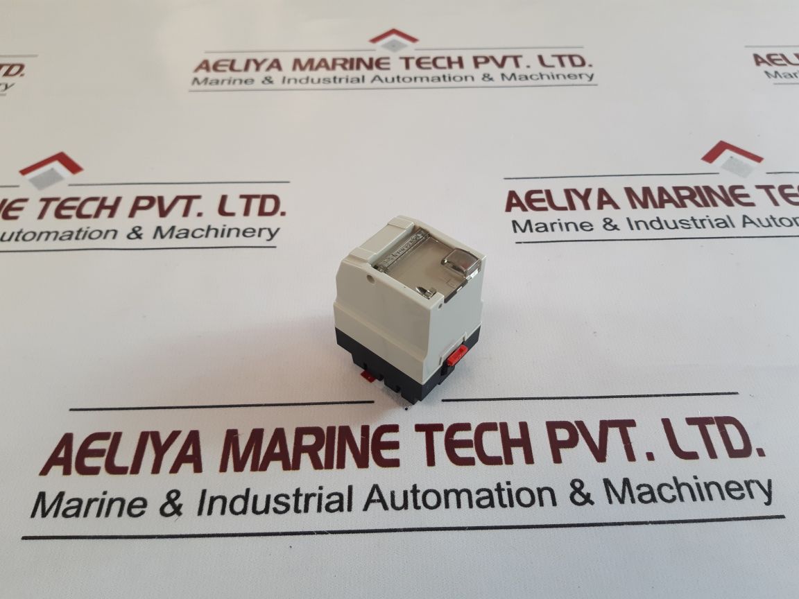 Telemecanique Rhn411M Power Relay 220V 50Hz
