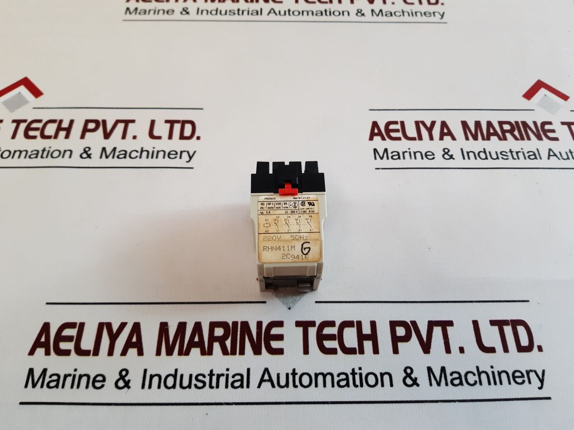 Telemecanique Rhn411M Power Relay 220V 50Hz
