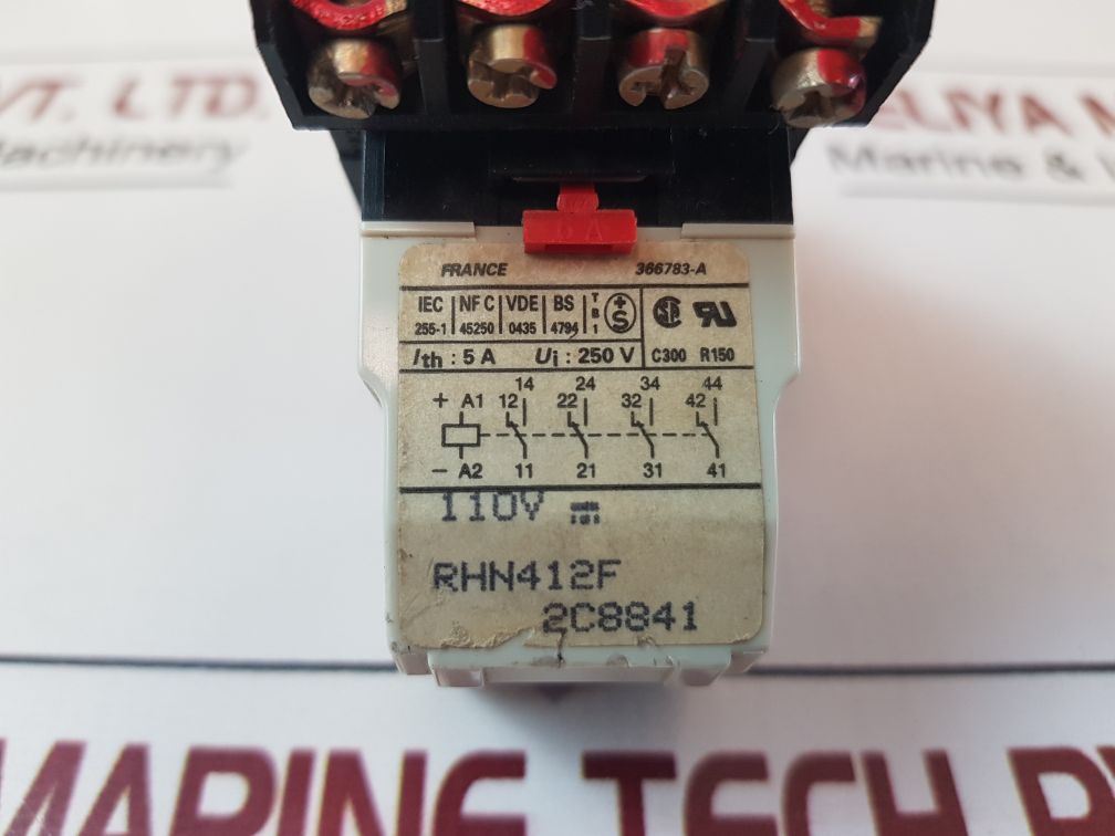Telemecanique Rhn412F Relay With 2R8718 Relay Base
