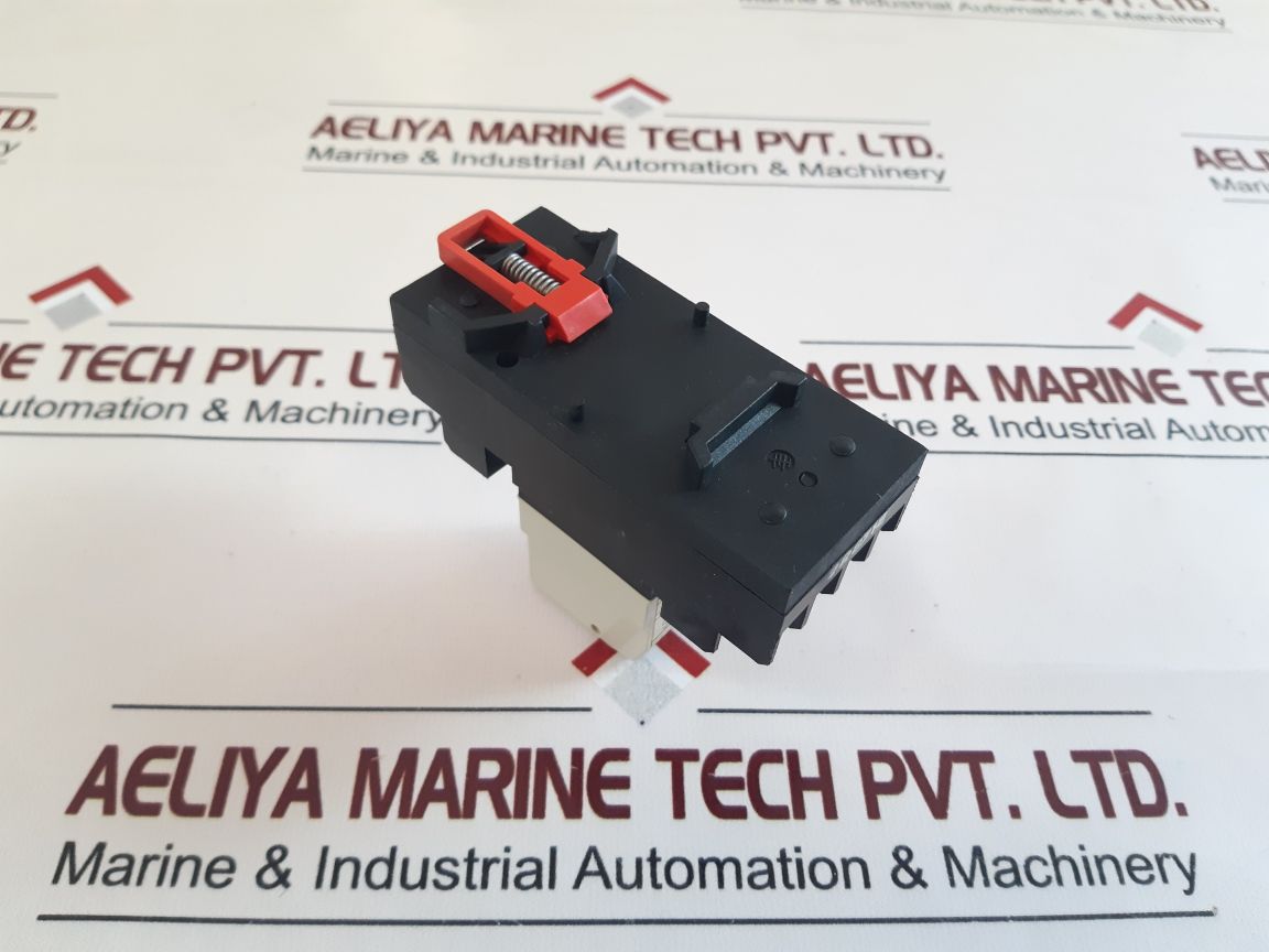 Telemecanique Rhn412F Relay With Base Free Shipping