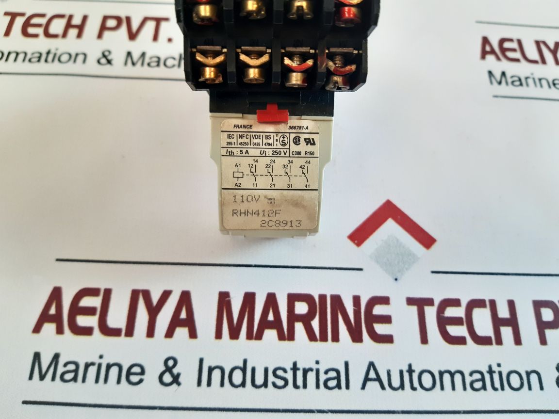 Telemecanique Rhn412F Relay With Base Free Shipping