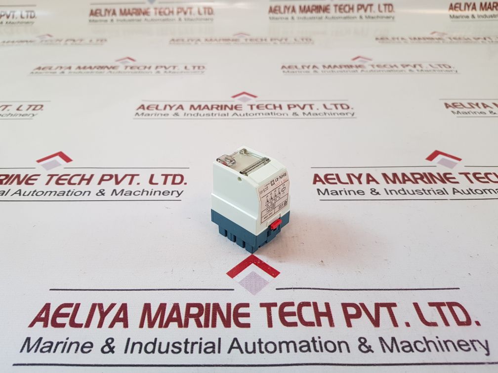 Telemecanique Rhn412F Relay