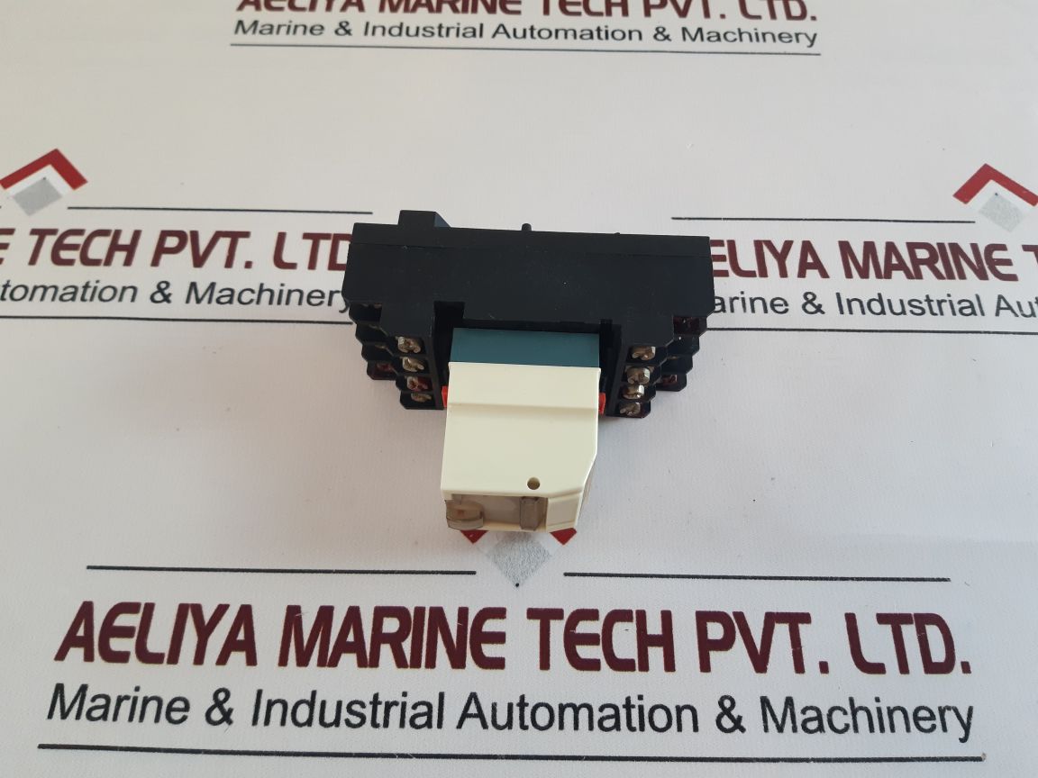 Telemecanique Rhn 41 Relay 24V With Base