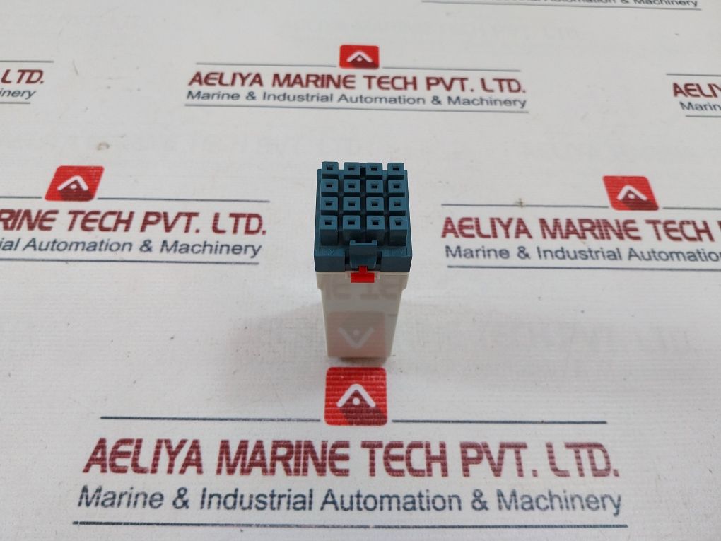 Telemecanique Rht 413 1M On-delay Timing Relay