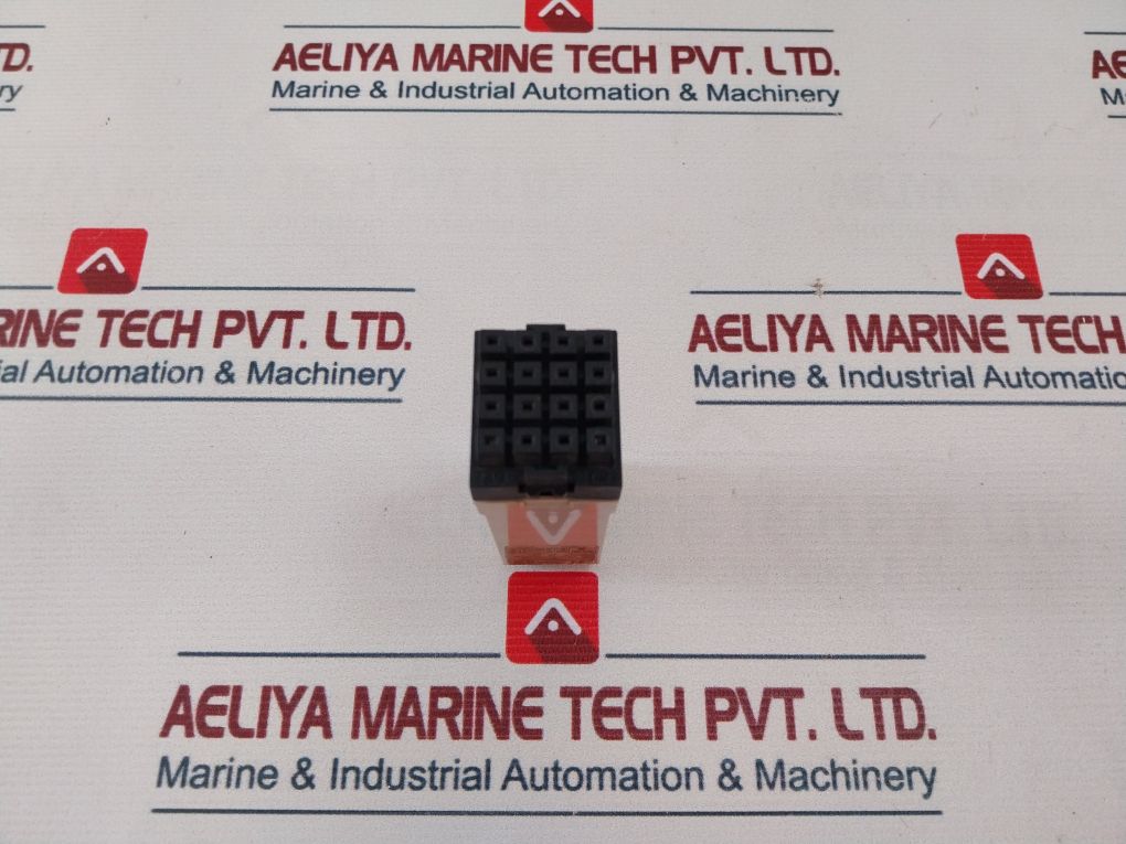 Telemecanique Rht 418B Time Relay 250V 5A