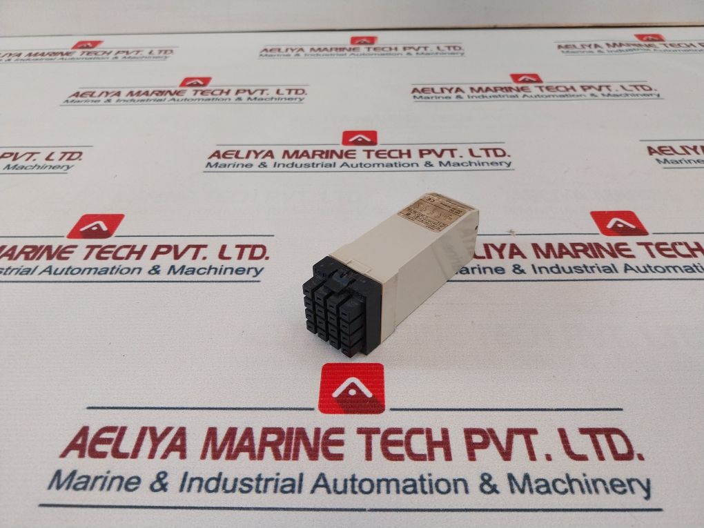 Telemecanique Rht 418B Time Relay 250V 5A