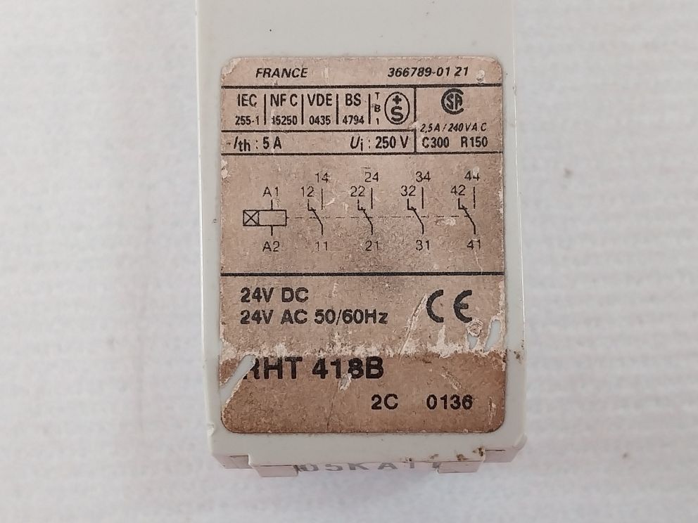 Telemecanique Rht 418B Time Relay 250V 5A