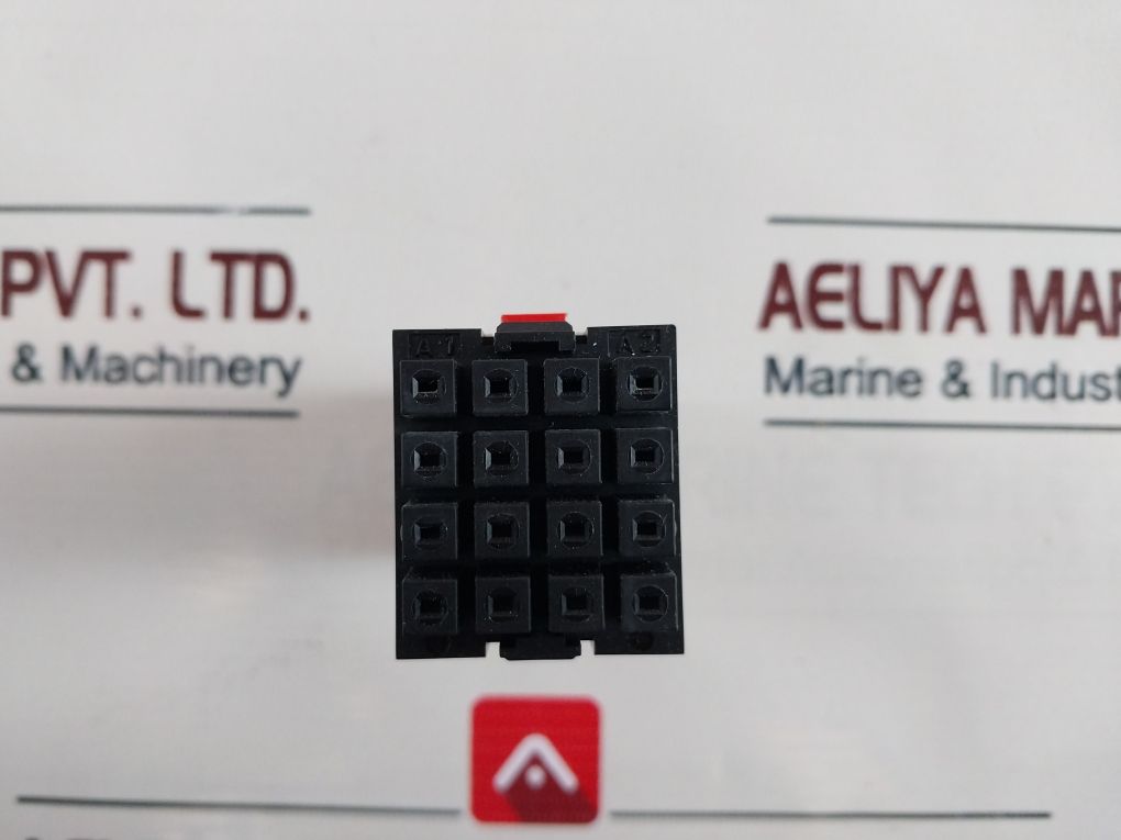 Telemecanique Rht 418B 250 V