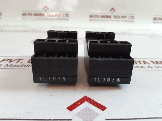 Telemecanique rhz 22 relay base