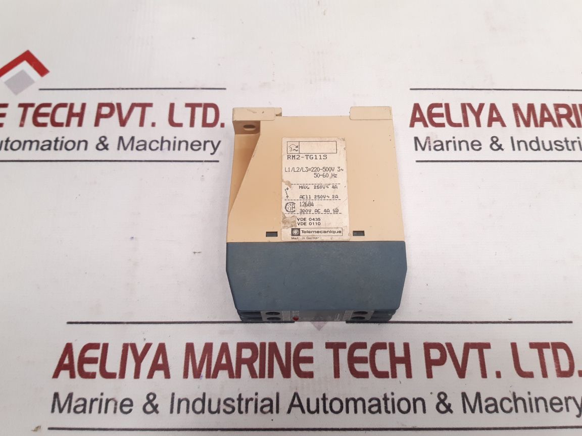 Telemecanique Rm2-tg11S Relay 220-500V