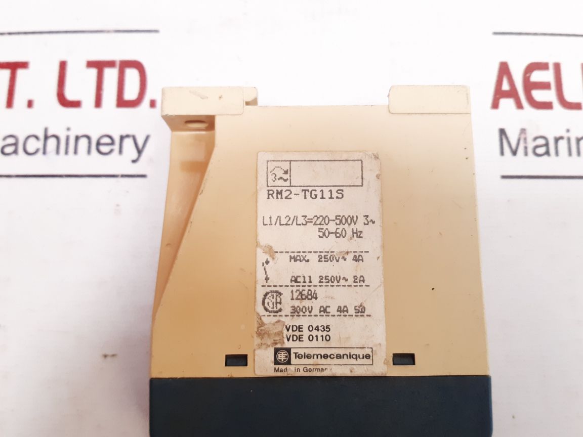 Telemecanique Rm2-tg11S Relay 220-500V