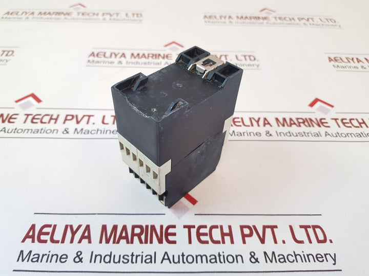 Telemecanique Rm3 Tar114Ts7 Time Delay Relay