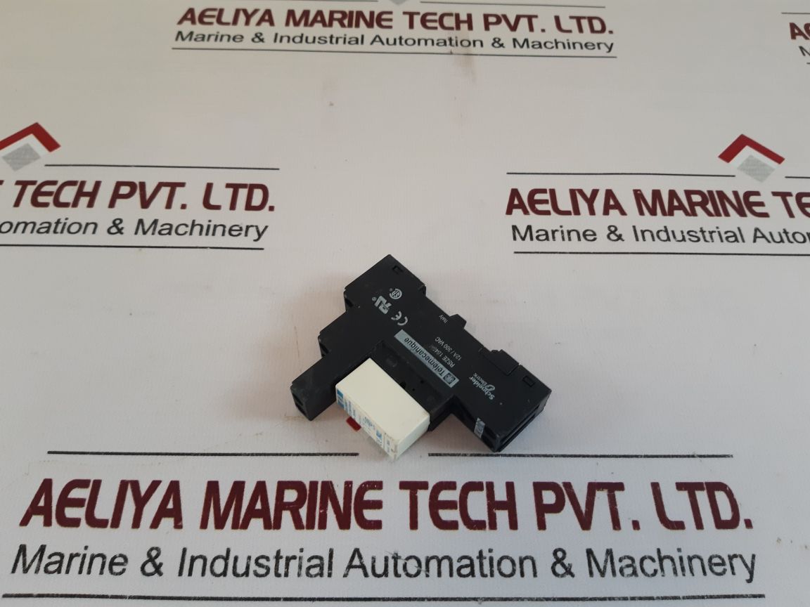 Telemecanique Rsb 2A080P7 Relay With Rsze 1S48M Socket