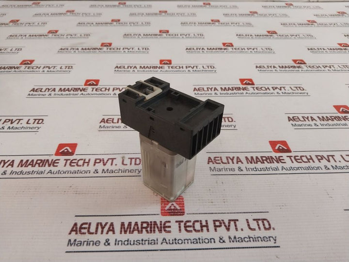 Telemecanique Run31A22 Bd Relay With Ruz 1A Socket 10A 50/60Hz