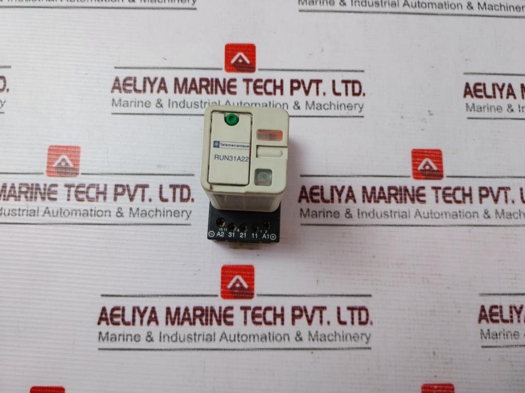 Telemecanique Run31A22 Bd Relay With Ruz 1A Socket 10A 5060Hz
