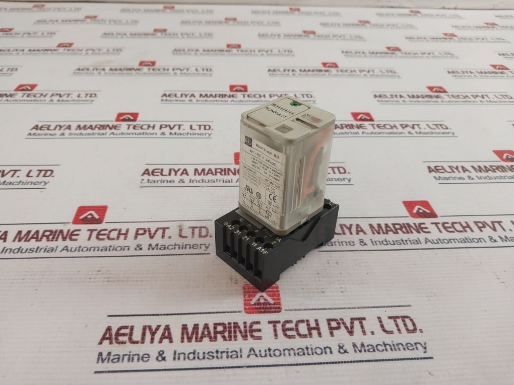 Telemecanique Run 31A21 Bd Relay With Ruz 1A Socket 50/60Hz