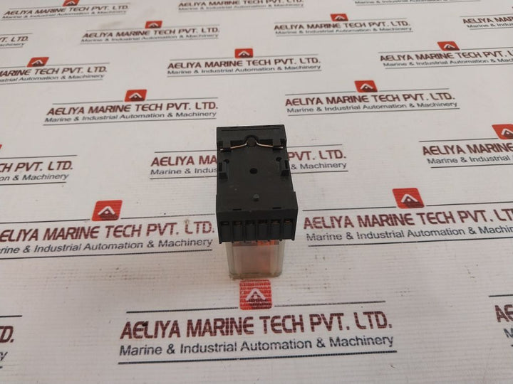 Telemecanique Run 31A21 Bd Relay With Socket 230Vac