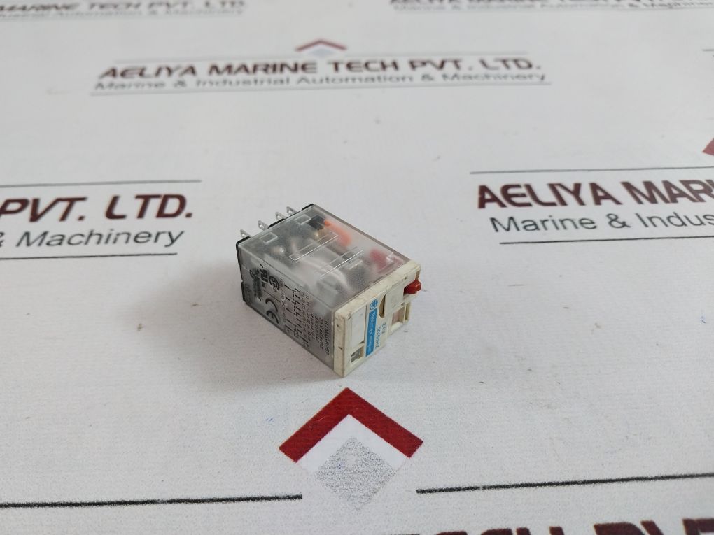 Telemecanique Rxm4Gb2B7 Relay